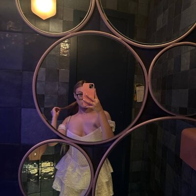 noreenhaler from stripchat