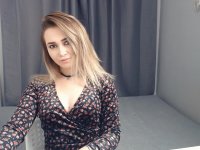 GarinaJulet's Offline Chat Room