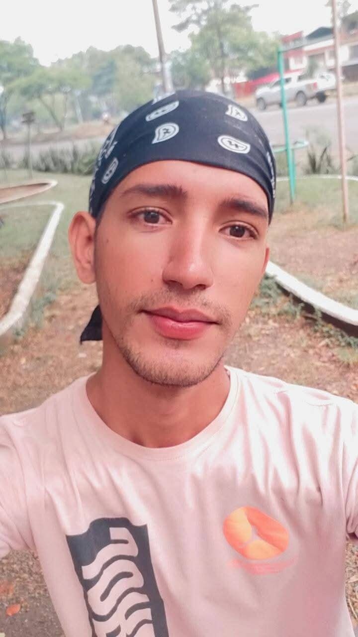 BoyBigCock25
