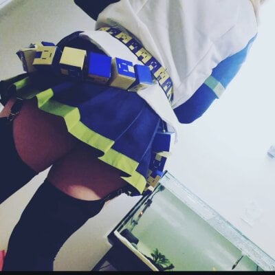 lonely_Cosplay_chick Live Cam on StripChat