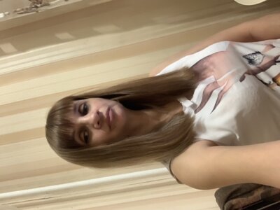 LadyMona00 - Stripchat Girl 