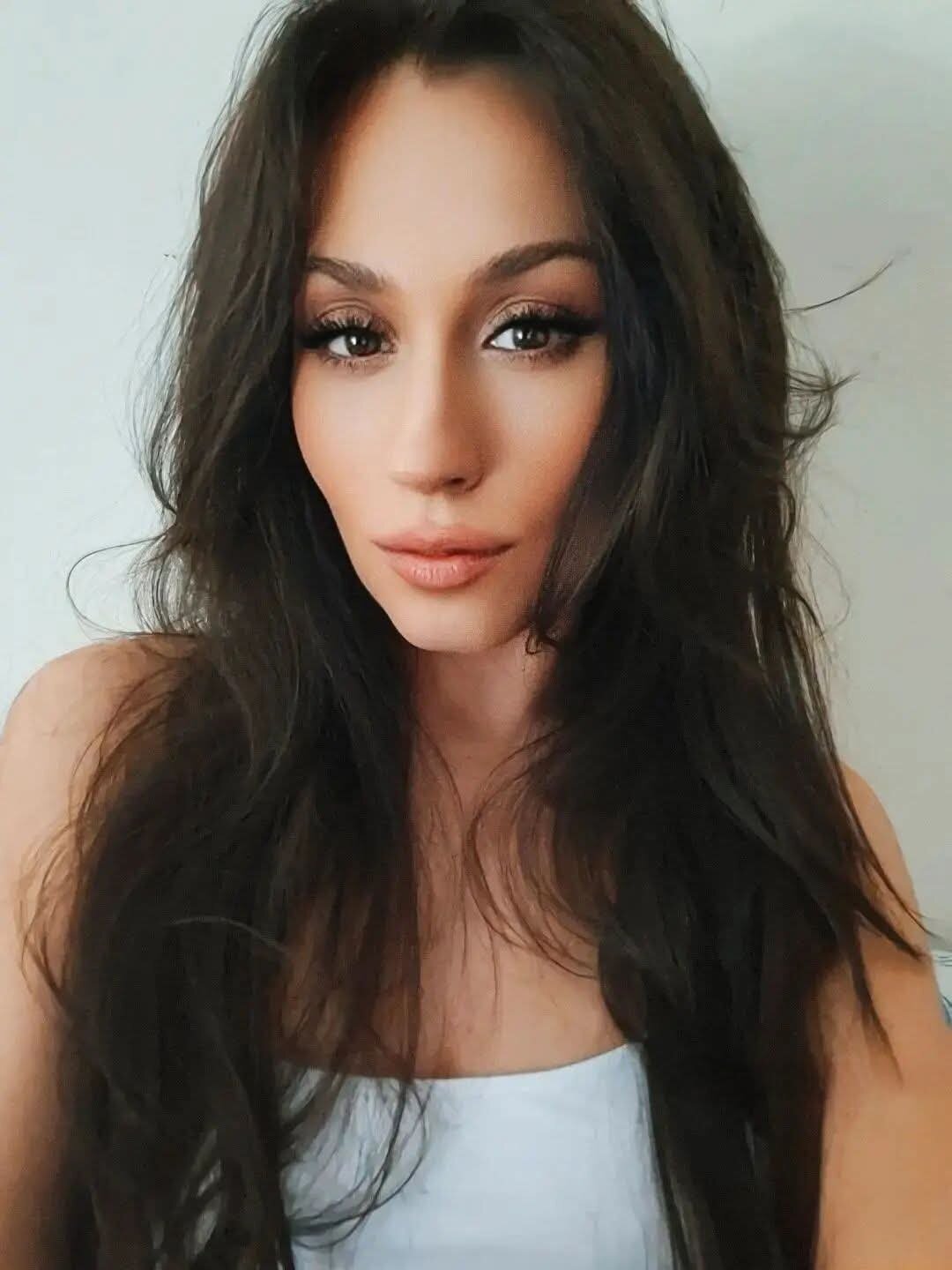Nicole_Shine