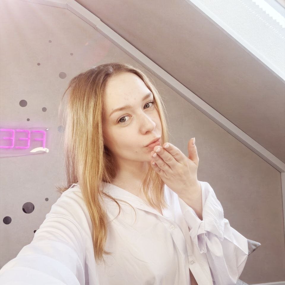 AliceChristensen profile