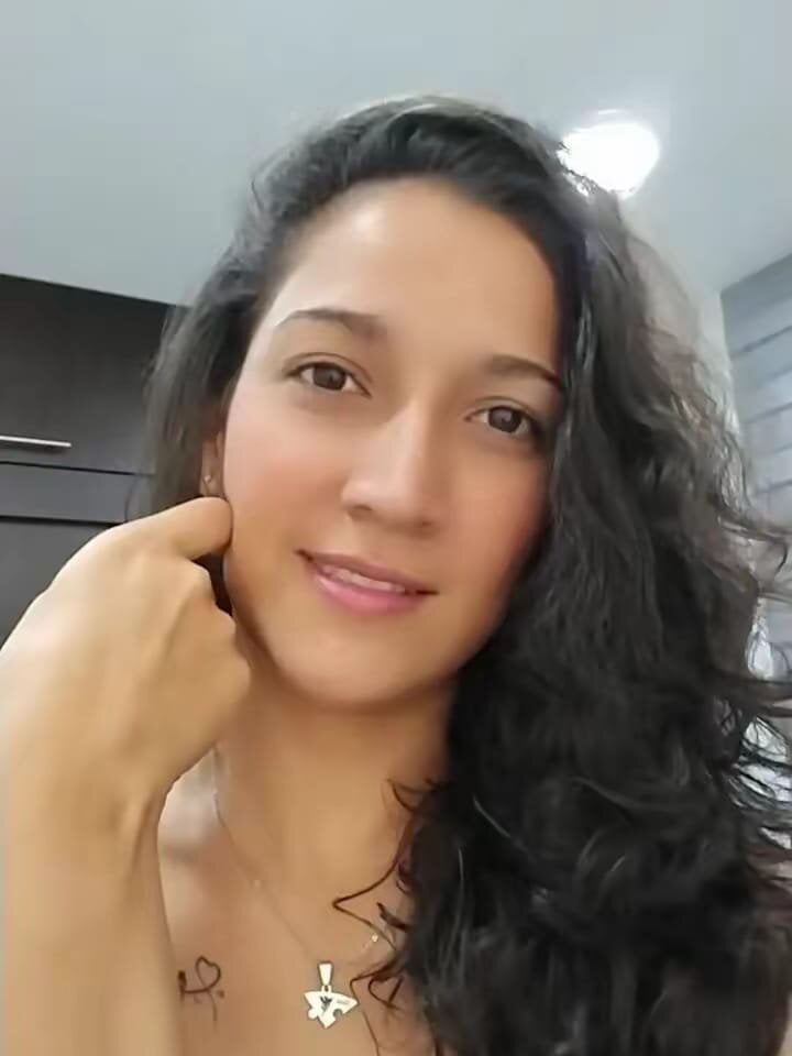 alana_leno from stripchat