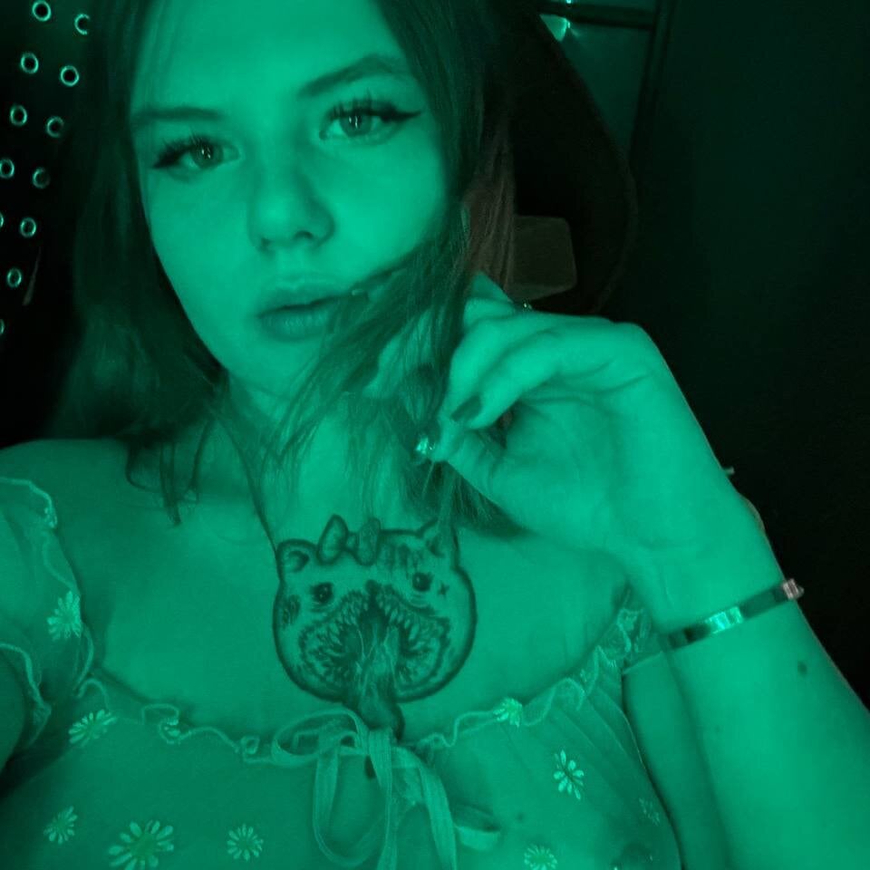 AlinaAnal69 profile