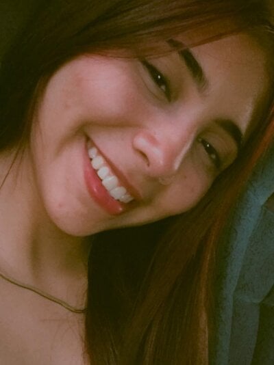 victoriaaa_18 from stripchat