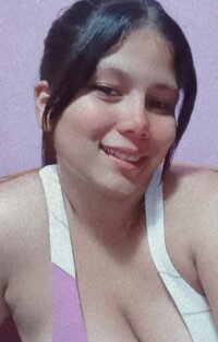 morenita_chichi's Offline XXX Chat