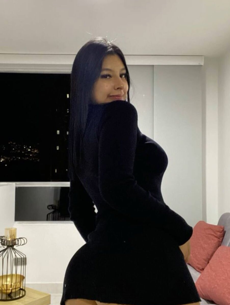 watchgirlcam.com hannajohnsons livesex profile in somewhere-on-this-twisted-planet cams