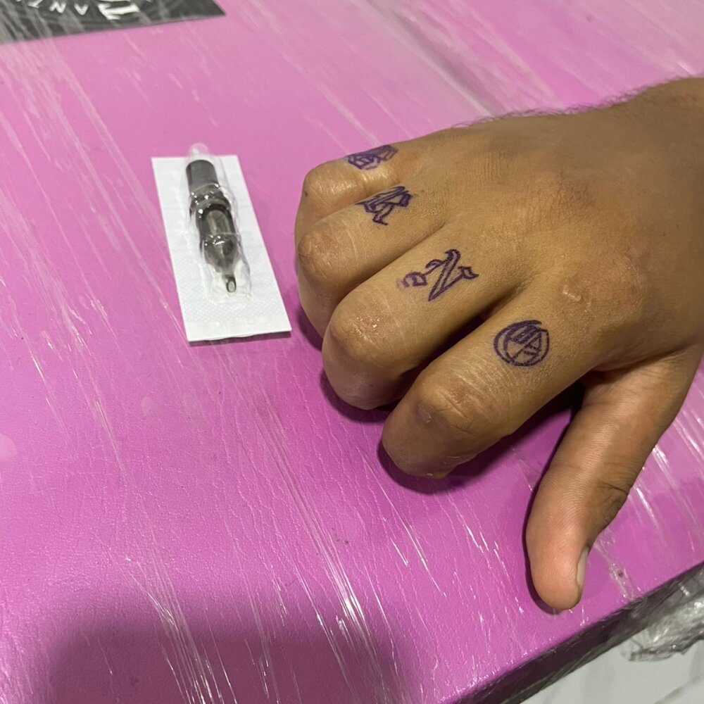 Drestinta's Offline XXX Chat