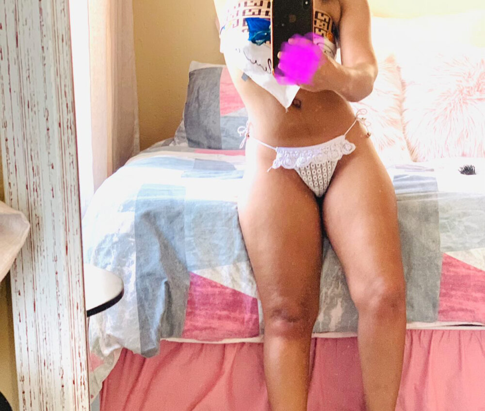 Live sex webcam photo for NiceBootyXo #290964528