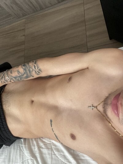 hot_hoffmann27 from stripchat