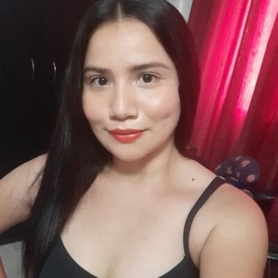 Nala_48_ Female Colombian Free Cam Nude