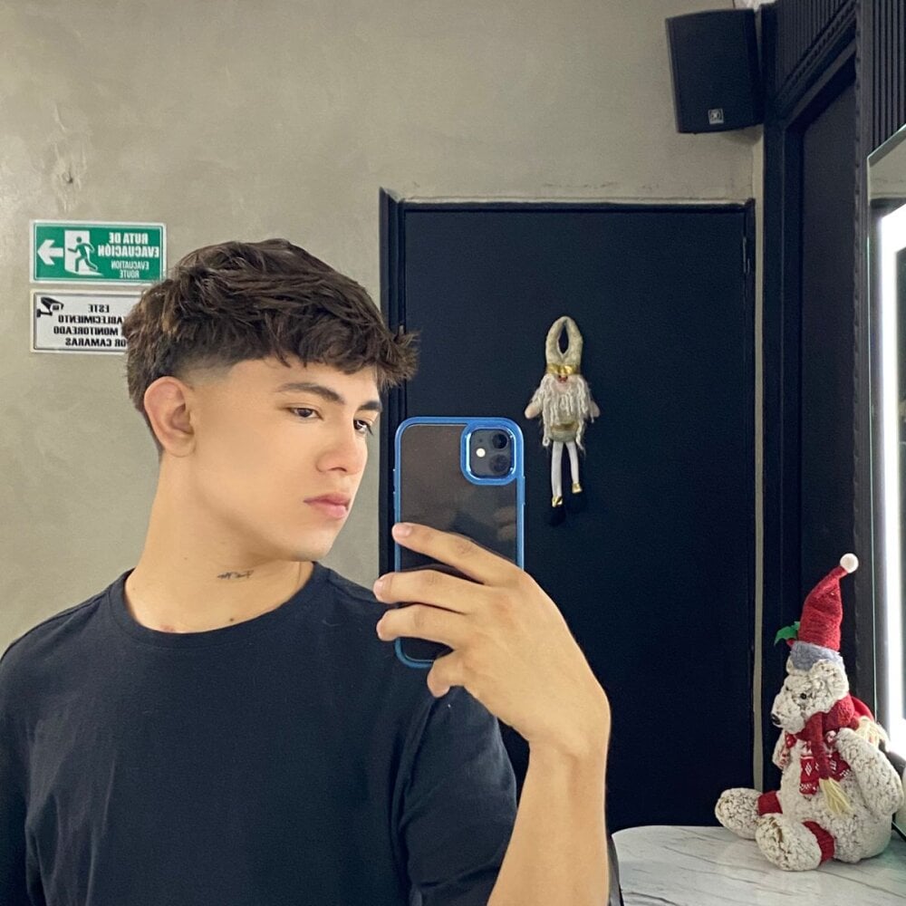 Thristan_Leones profile