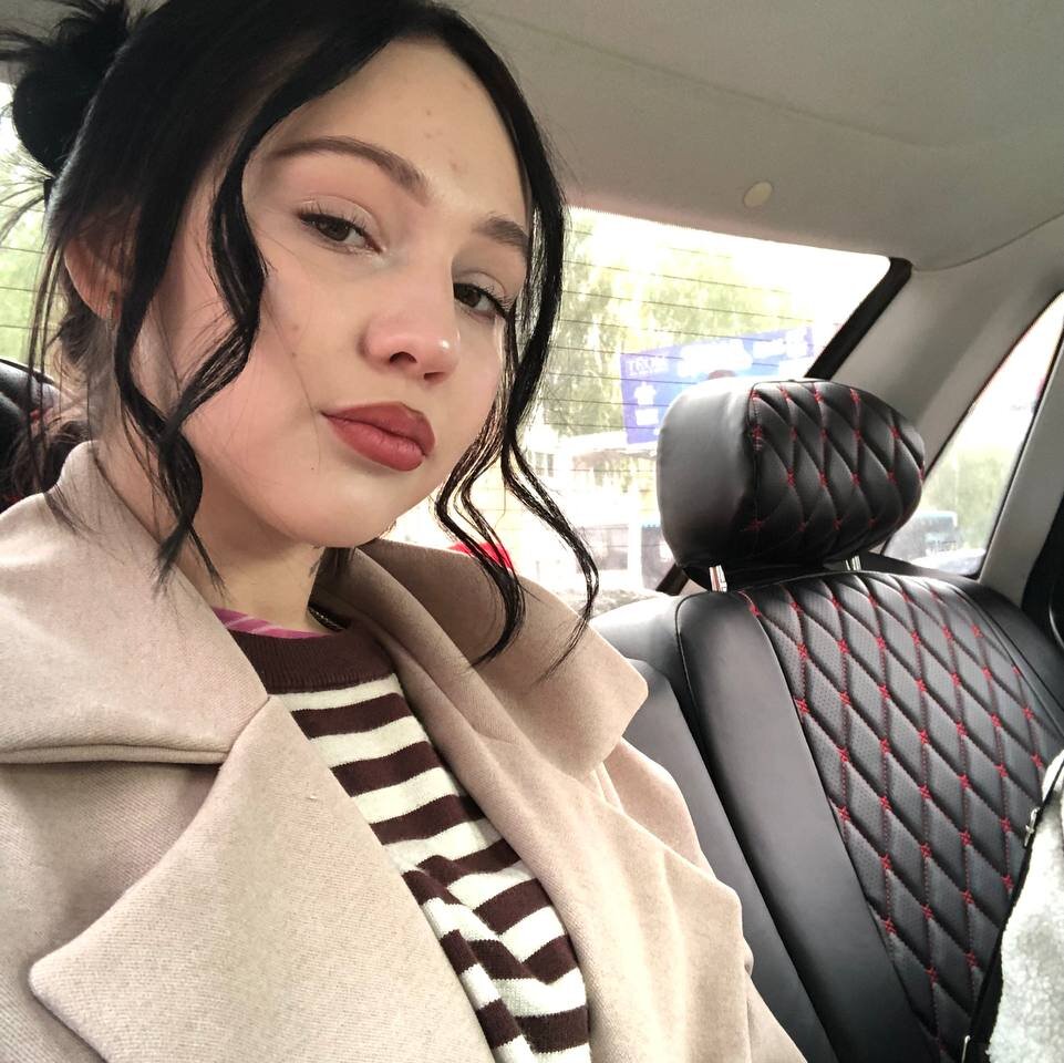 Live sex webcam photo for Maddy_Mori #289907013