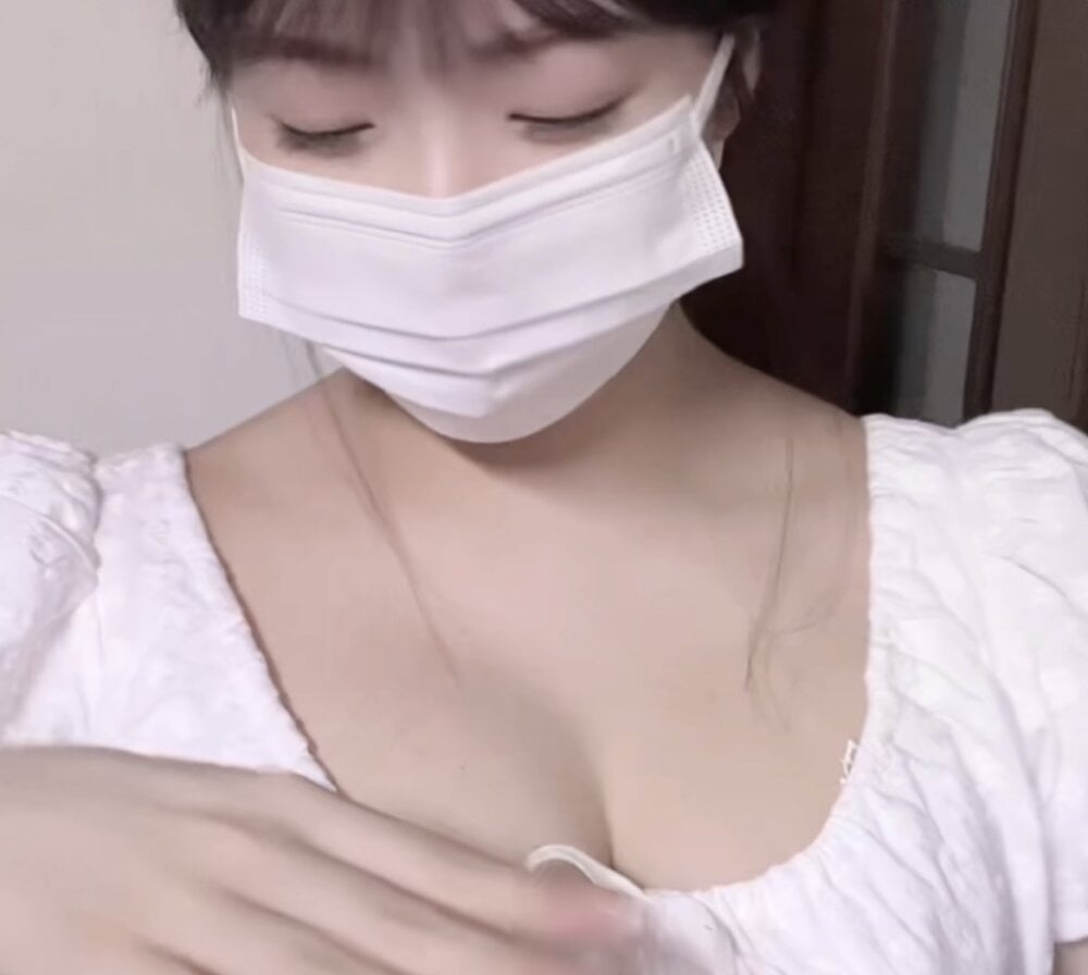 Modèle de Webcam Anonfyeo : Show porno gratuit en direct et | Stripchat