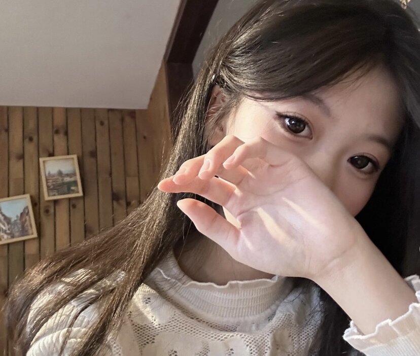 CAiHongtutu 🗜 free sex cam