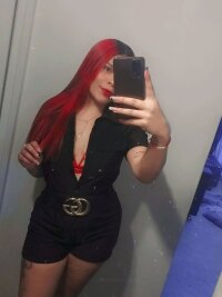 thamara_evanss' Offline XXX Chat