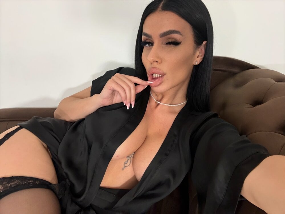 livesextrans.com kimwilmes livesex profile in straight cams