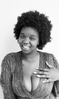 vickywanji's Offline Chat Room