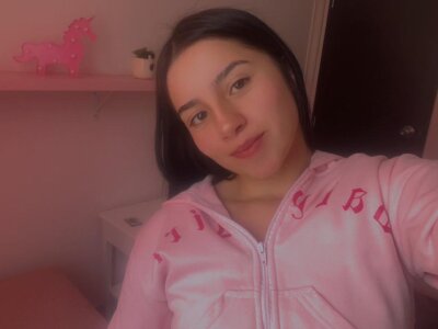 Brianna_pink - Stripchat Girl 