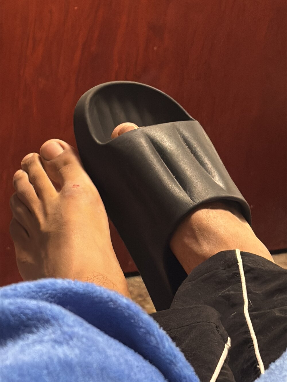 youngerhore's Offline XXX Chat