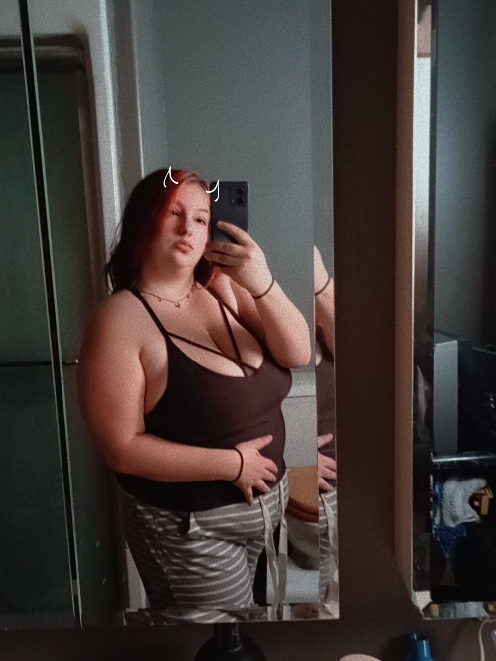 watchgirlcam.com living420 livesex profile in habibis-mansion cams