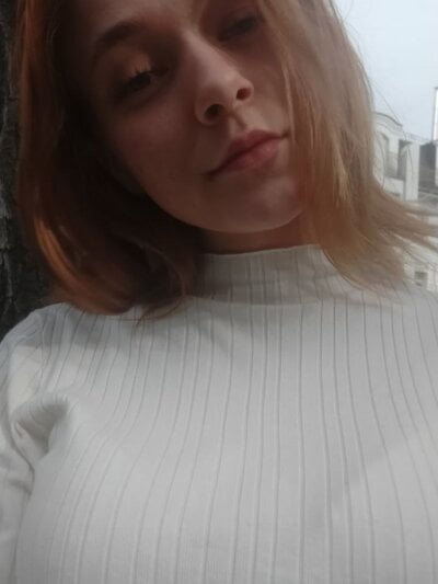 MoireFake Female Cosplay Sex Webcam