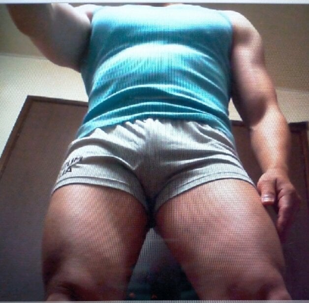 Chat XXX offline de TOM0KAZU