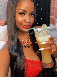 ValerieBlakee's webcam live show