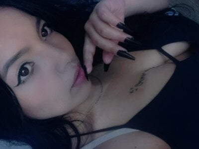 videochat room Loren Tits24