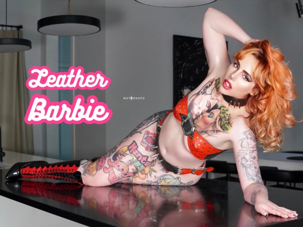 leatherbarbie from stripchat