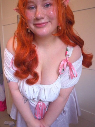 FluffyRainbowKity on StripChat