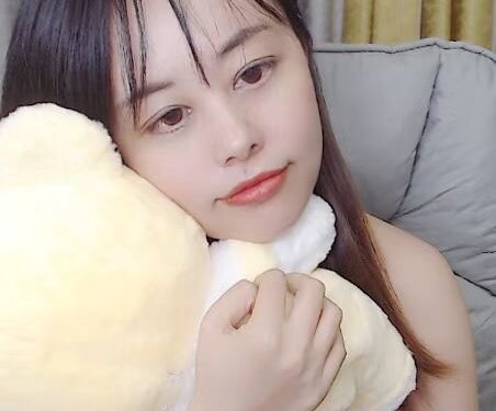 Asian_Yueyue profile
