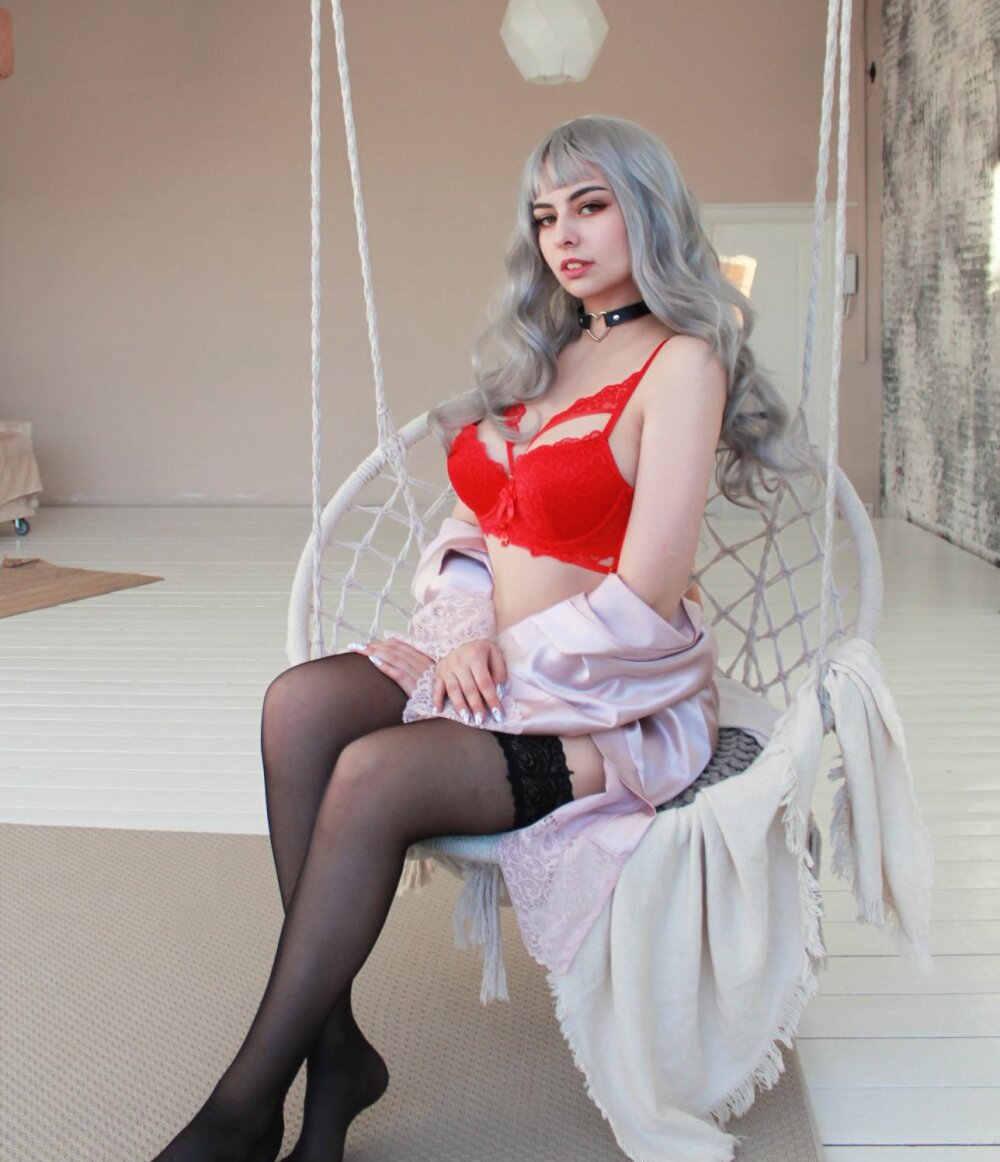 miaangelxlove's most recent online preview