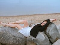 _Love_Sara_'s Offline Chat Room
