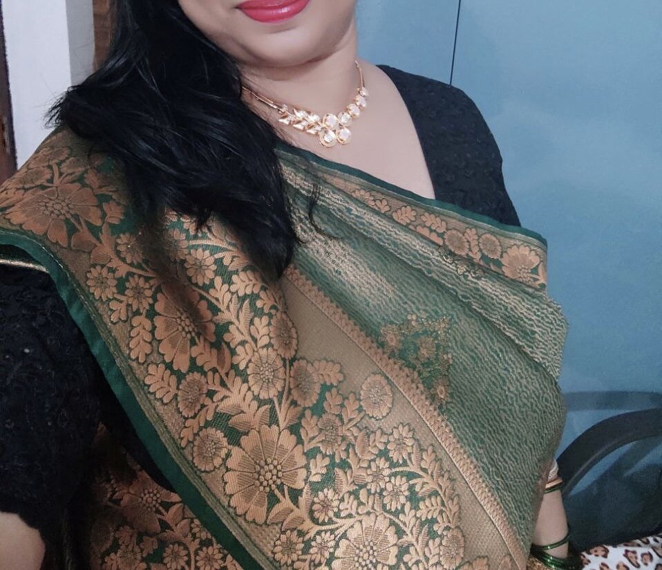 LOVEY_SIYA