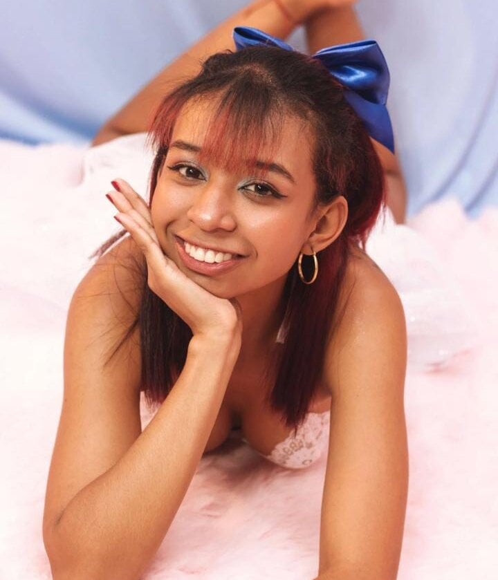 suzanelee profile
