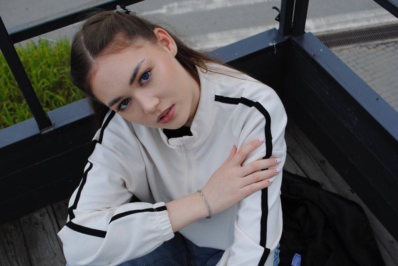 MercedezCurdy