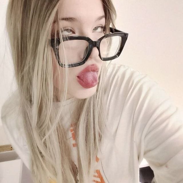AraGee profile