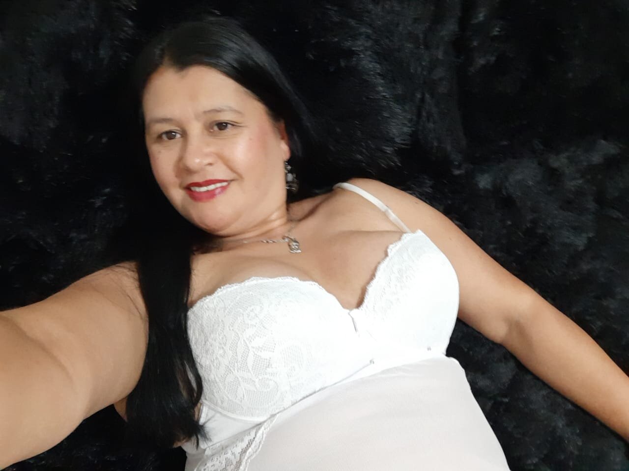 KinkyVioletXX