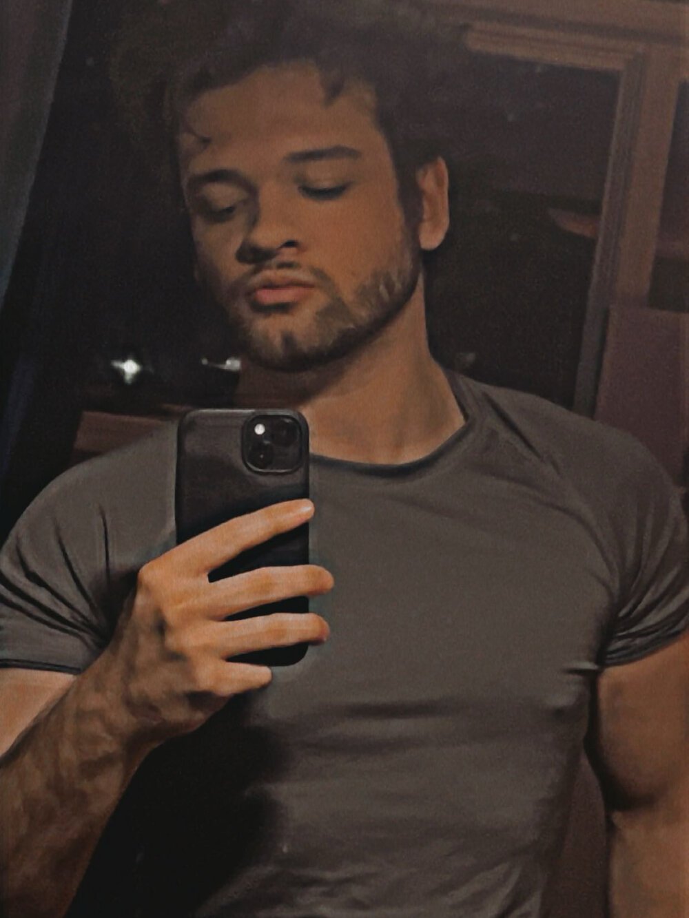 pretty_boytoy profile