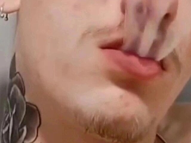 Artur386383's Offline XXX Chat