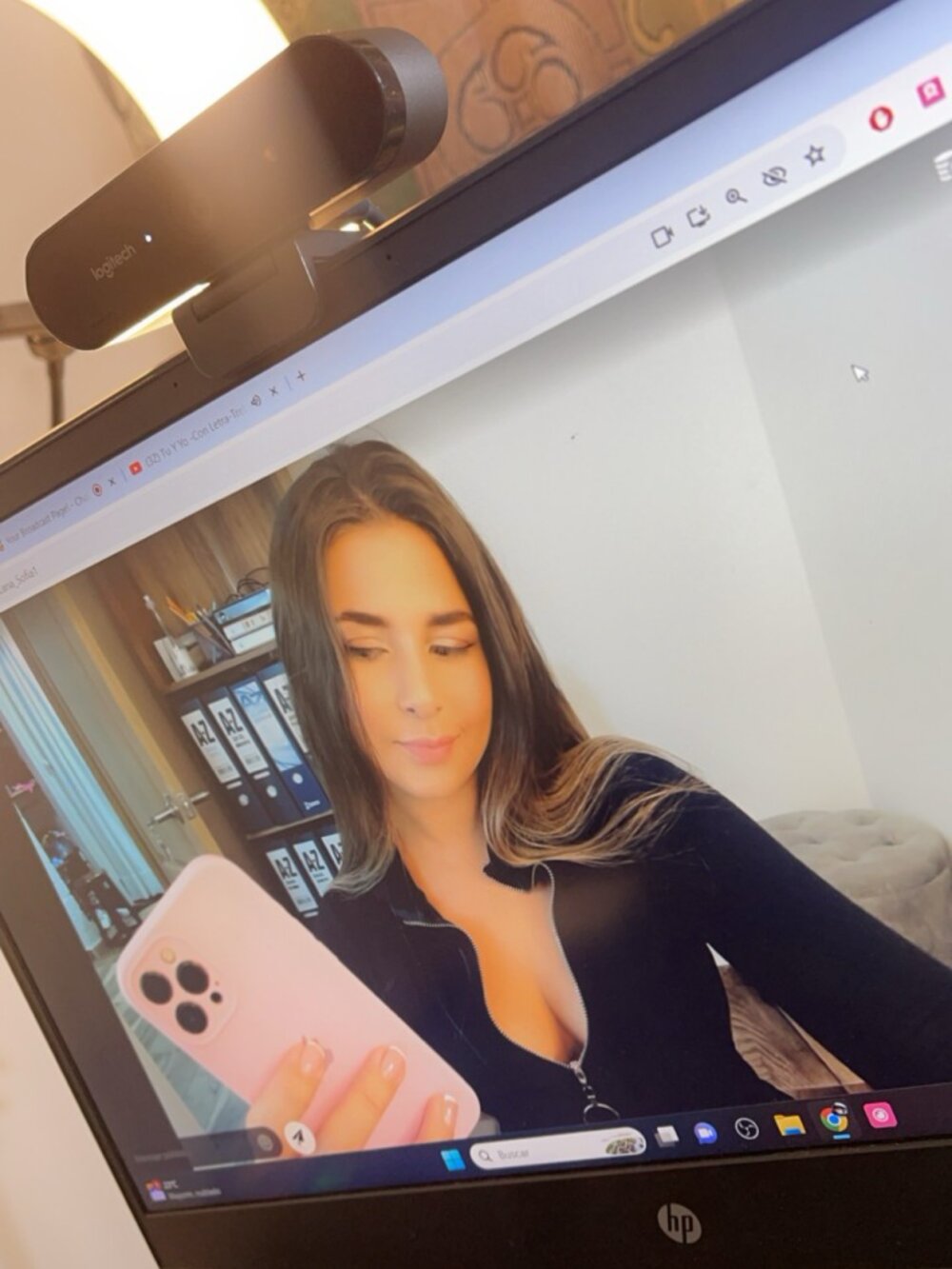 Lana_Sofia1 오프라인 채팅방