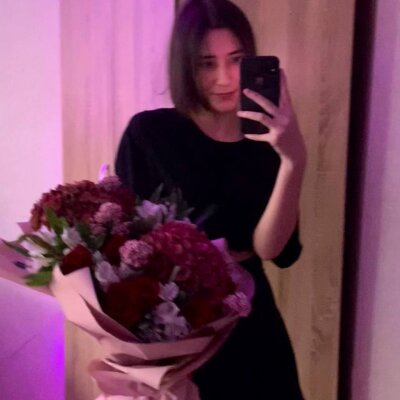 KatieDensmore Female Cheapestprivatesteens Cam Striptease