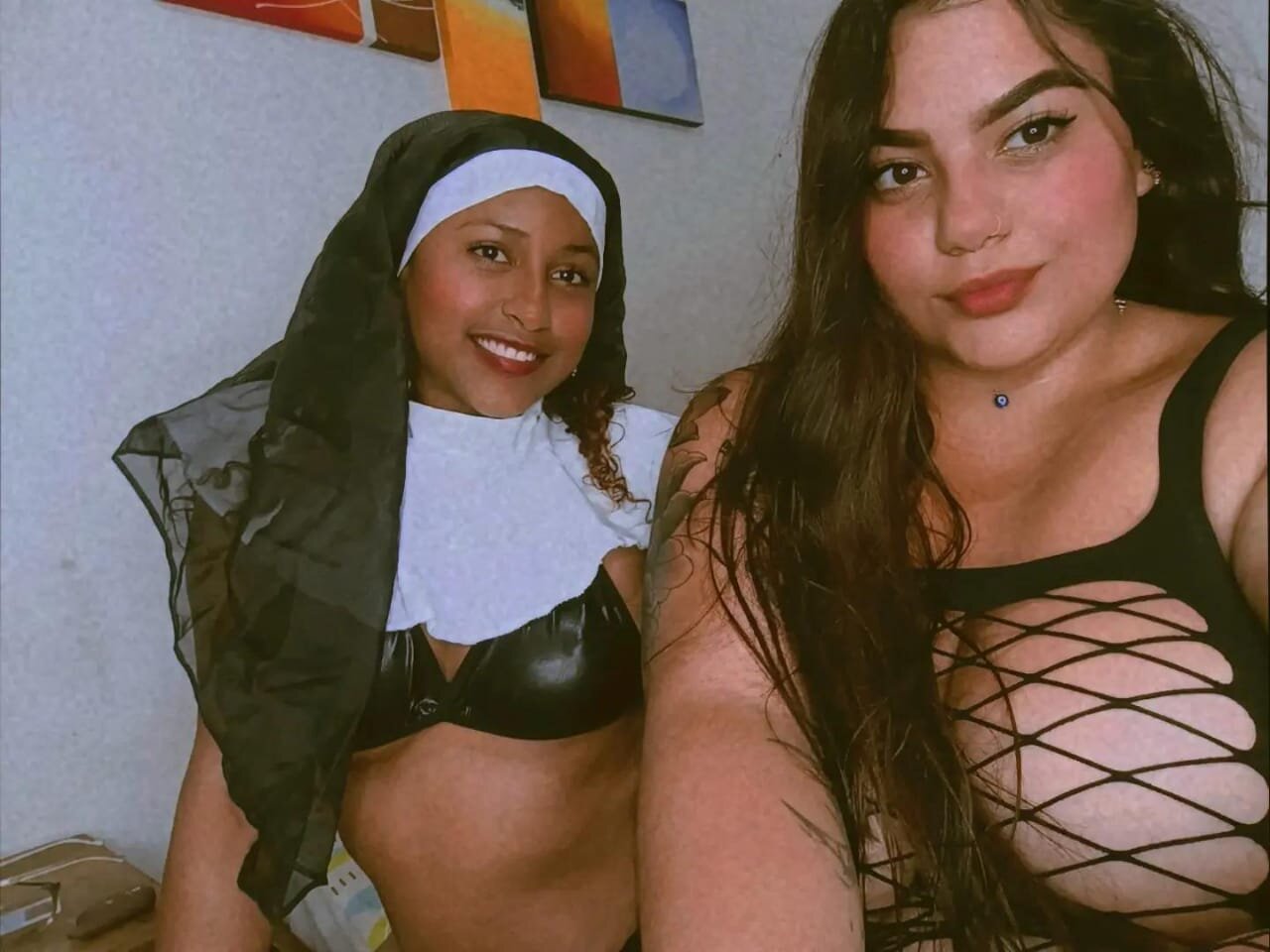 Amazing_Jugs