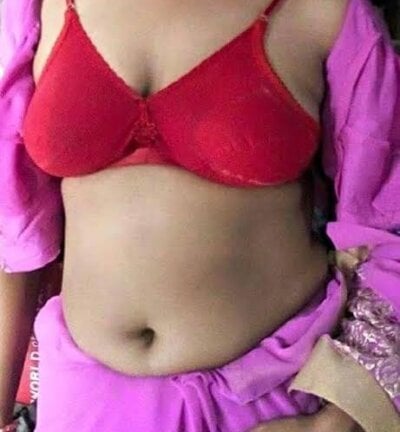 Riyaa-Devi on StripChat