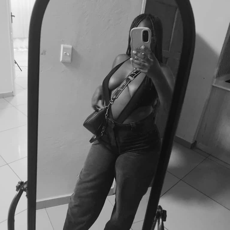 glamcambabes.com sexxymam livesex profile in on-your-screen-daddy cams