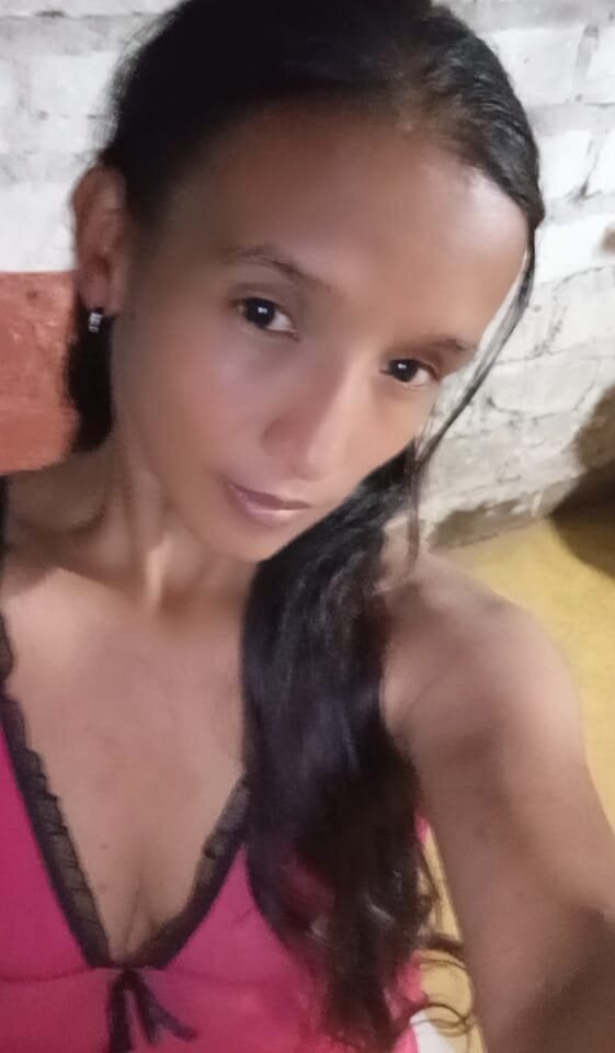 stripchat sindyhans webcam profile pic via iluvcams.com