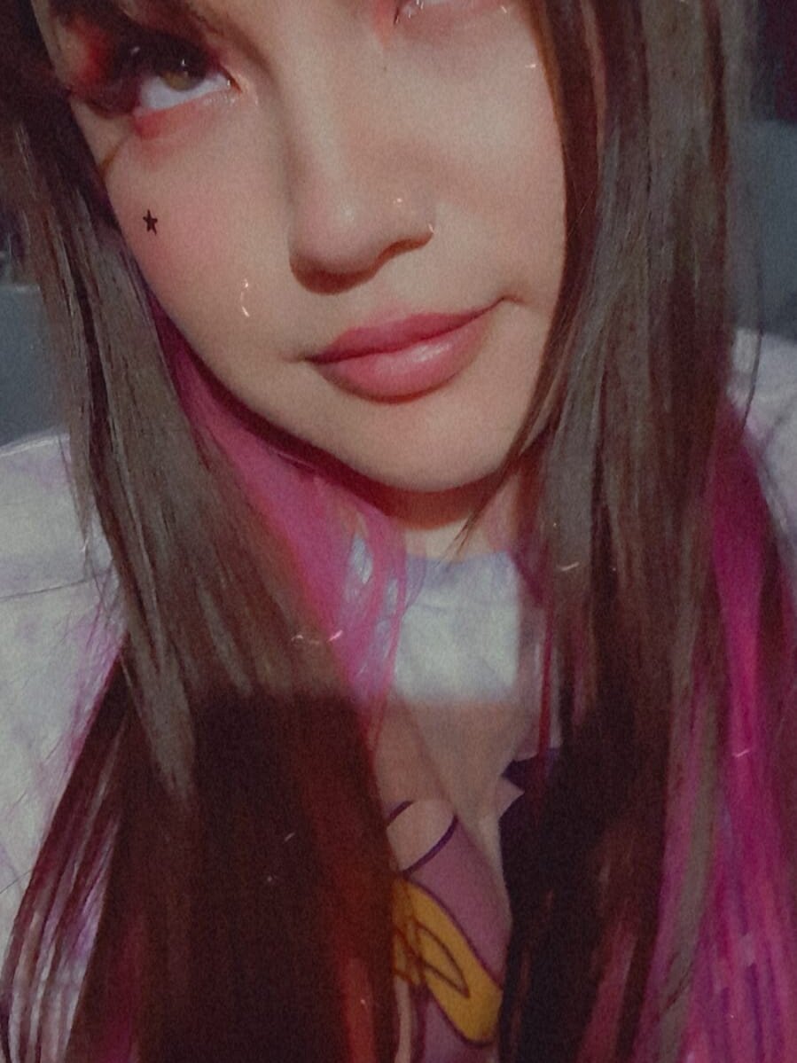 XXMEGAN_WEEDXX's Offline XXX Chat
