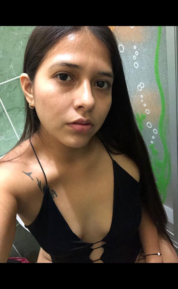 FERNANDA89's Offline XXX Chat